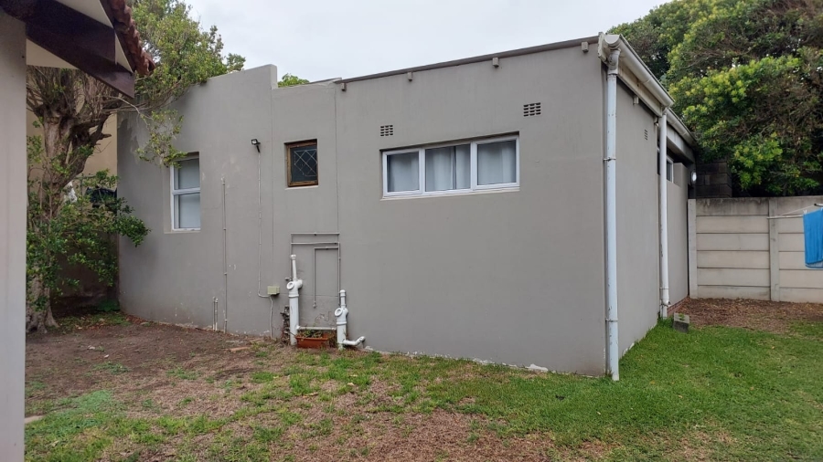 3 Bedroom Property for Sale in Gonubie North Eastern Cape